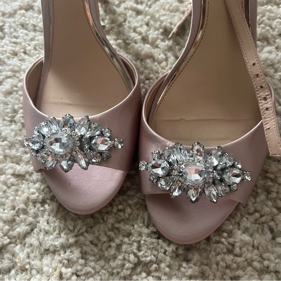 Jewel Badgley Mischka Women's Hayden Espadrille Sandal - Picture 7 of 7